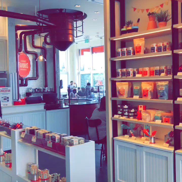 Chocolats Favoris - Chocolatiers & Shops Near Me - Aurora, Ontario