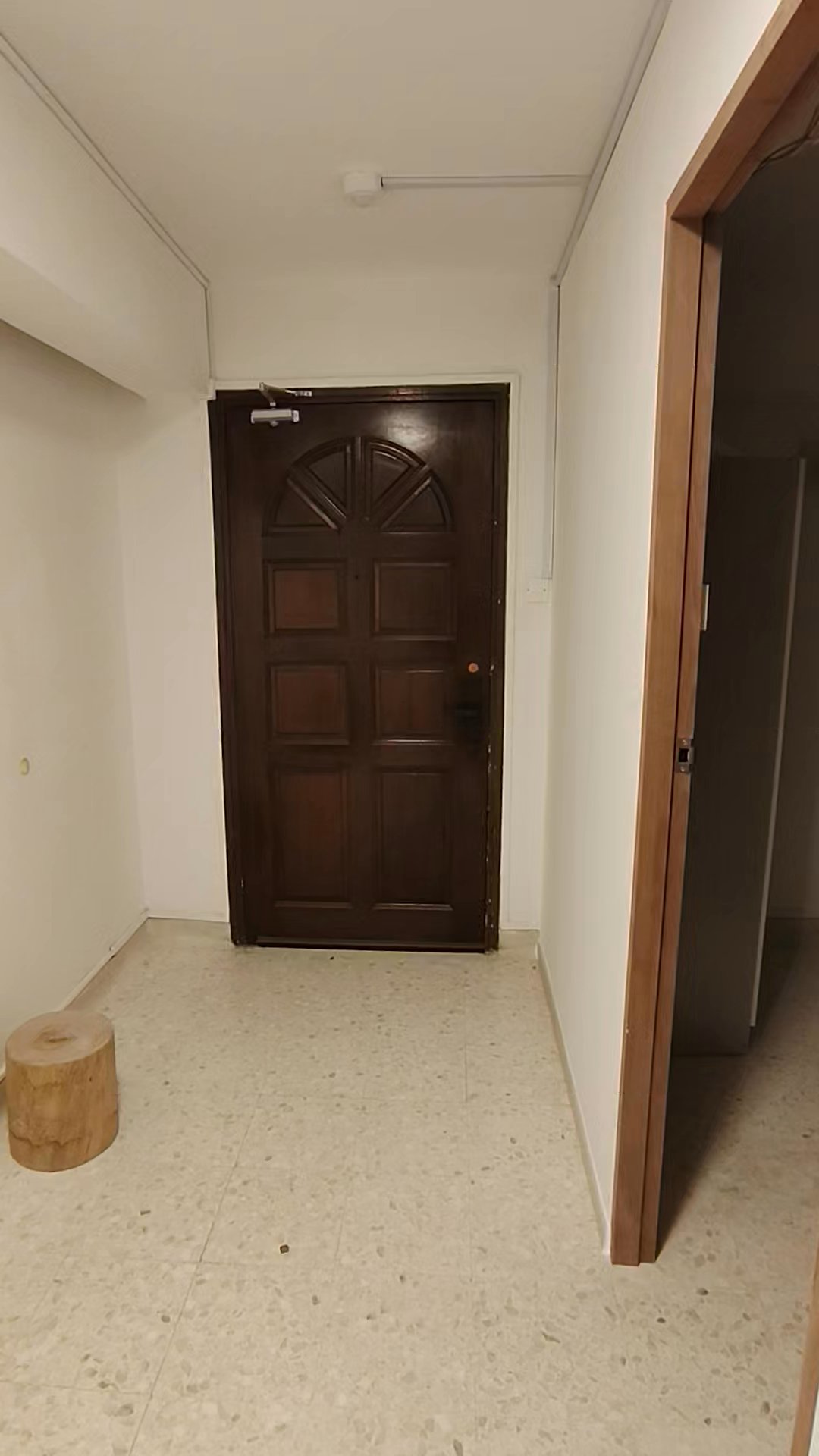 undefined of 150 sqft (room) Apartment for Rent in Lutheran Towers - Project Photos 4