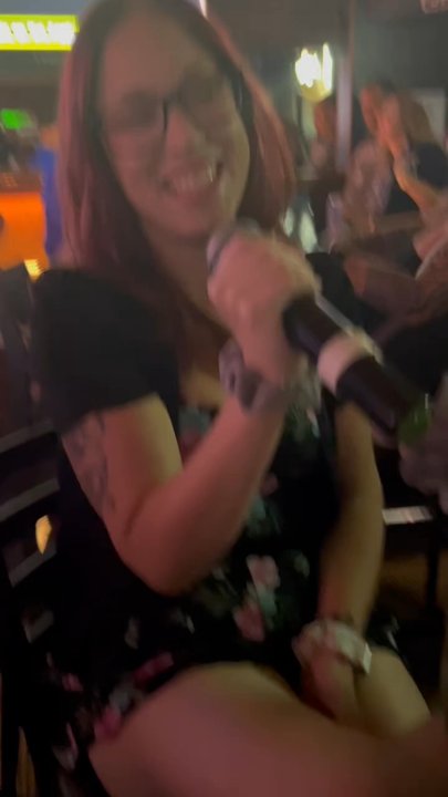 Dave's Place - Karaoke Time! - Sports Bars Near Me - Phoenix, Arizona