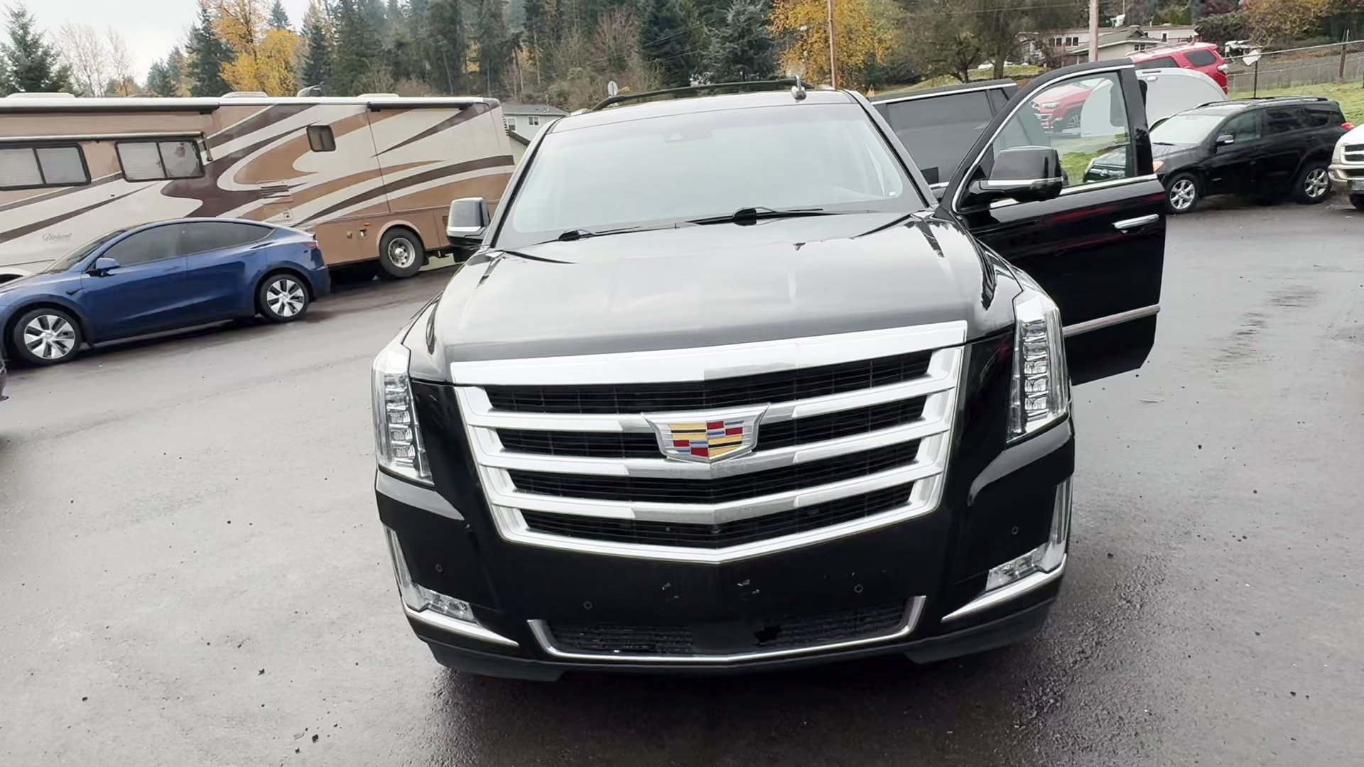 Truck City RV - #20122 - 2018 Cadillac Escalade Premium Luxury