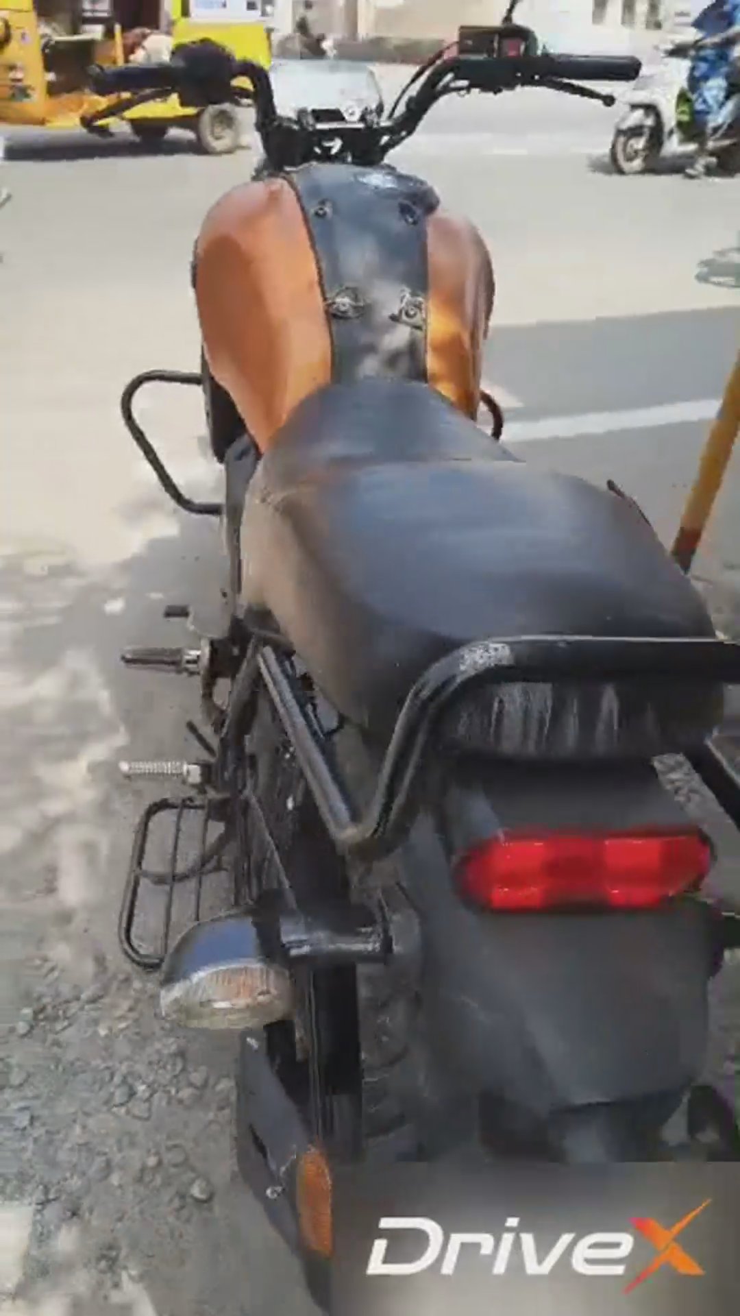 Walk-around video thumbnail