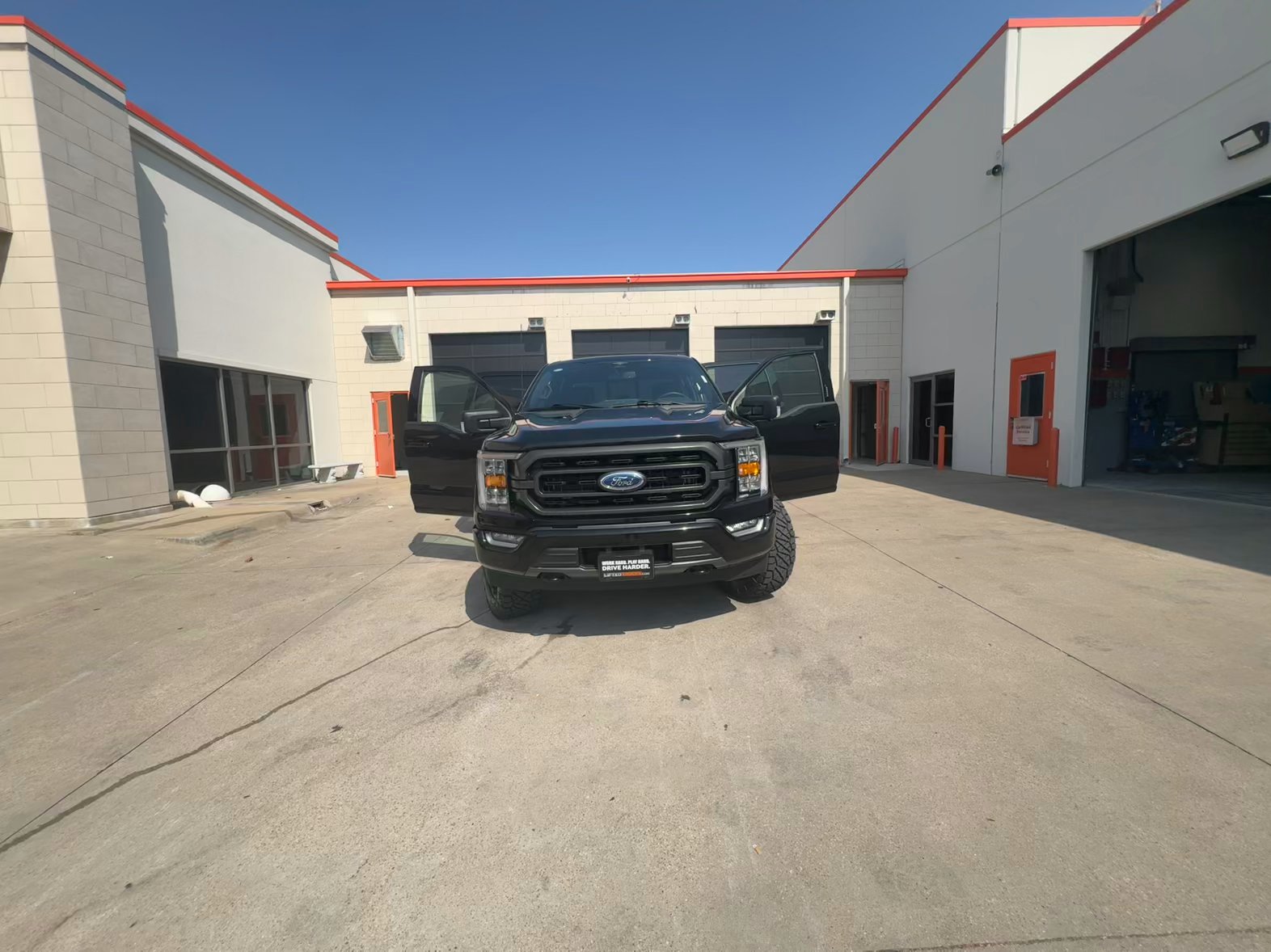 Lifted Trucks - #TX10725 - 2023 Ford F-150 XLT SuperCrew