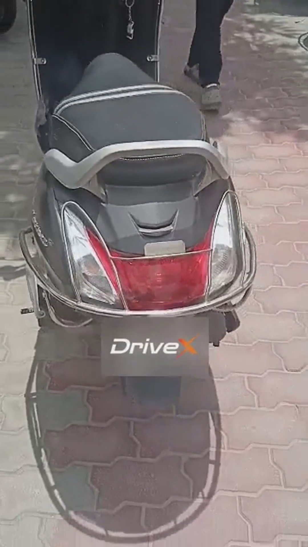Walk-around video thumbnail