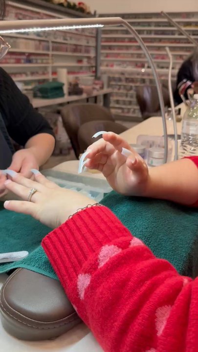 Indulge Nail Bar - Nail Salons Near Me - Lubbock, Texas