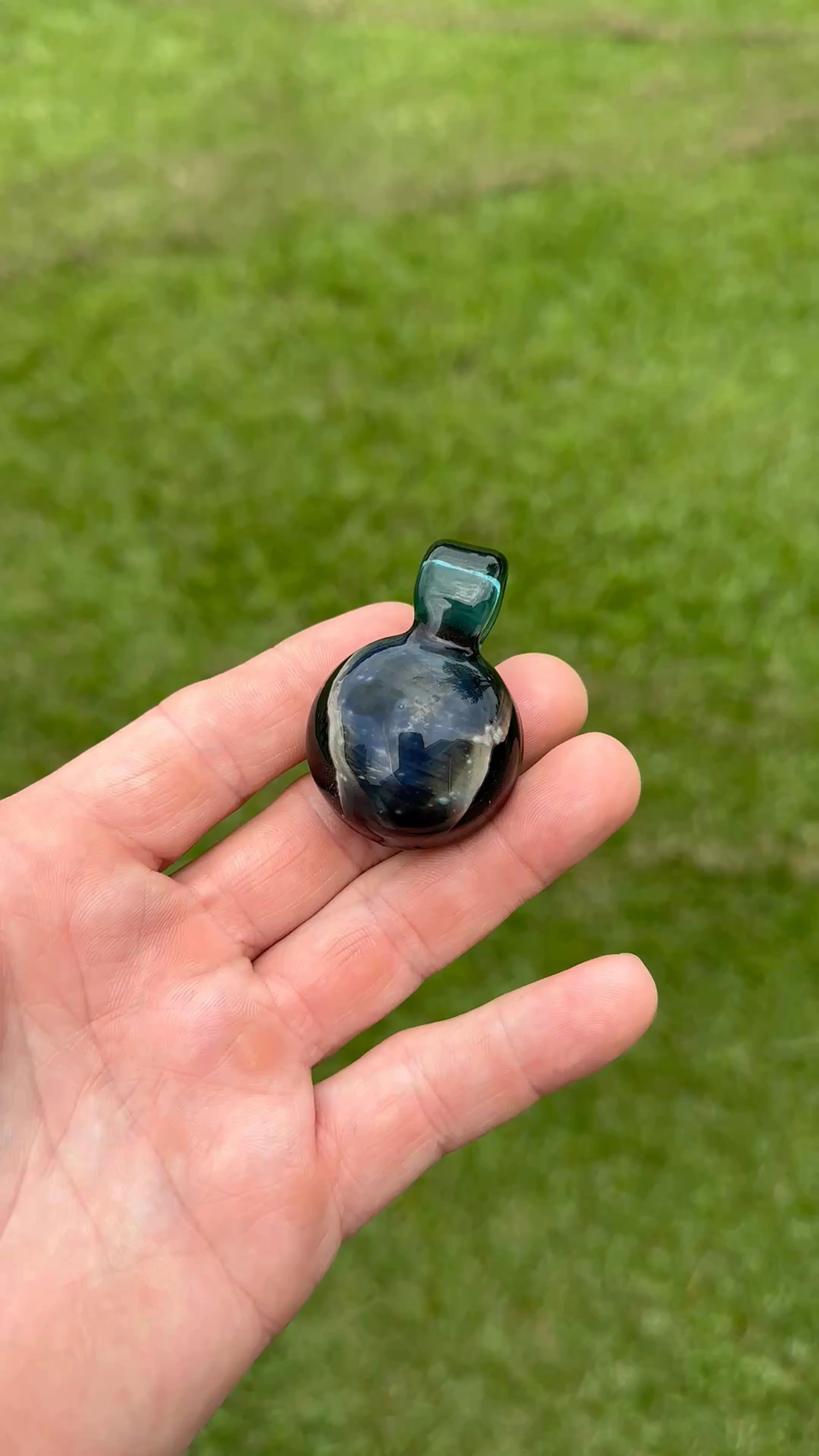 Preview pic of Black pearl galaxy pendant