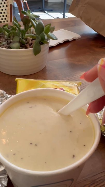 Edgartown Seafood - Clam chowder - Seafood Markets Near Me - Edgartown, Massachusetts
