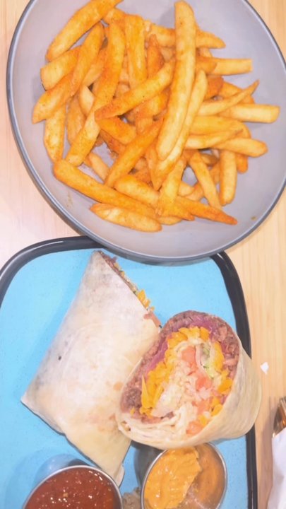 Flame At Bloom - Food was great everything was a 10/10 & they have Vegan cheese which is great for my dairy allergies!! I will be back - Breakfast & Brunch Near Me - Normal, Illinois