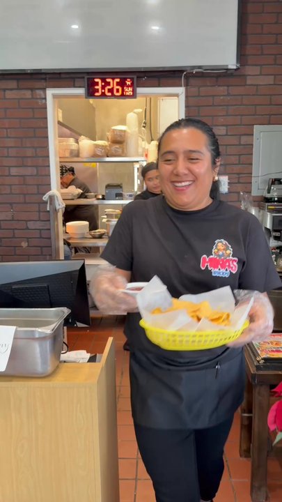 Mina's Tacos - Mexican Near Me - Reseda, California