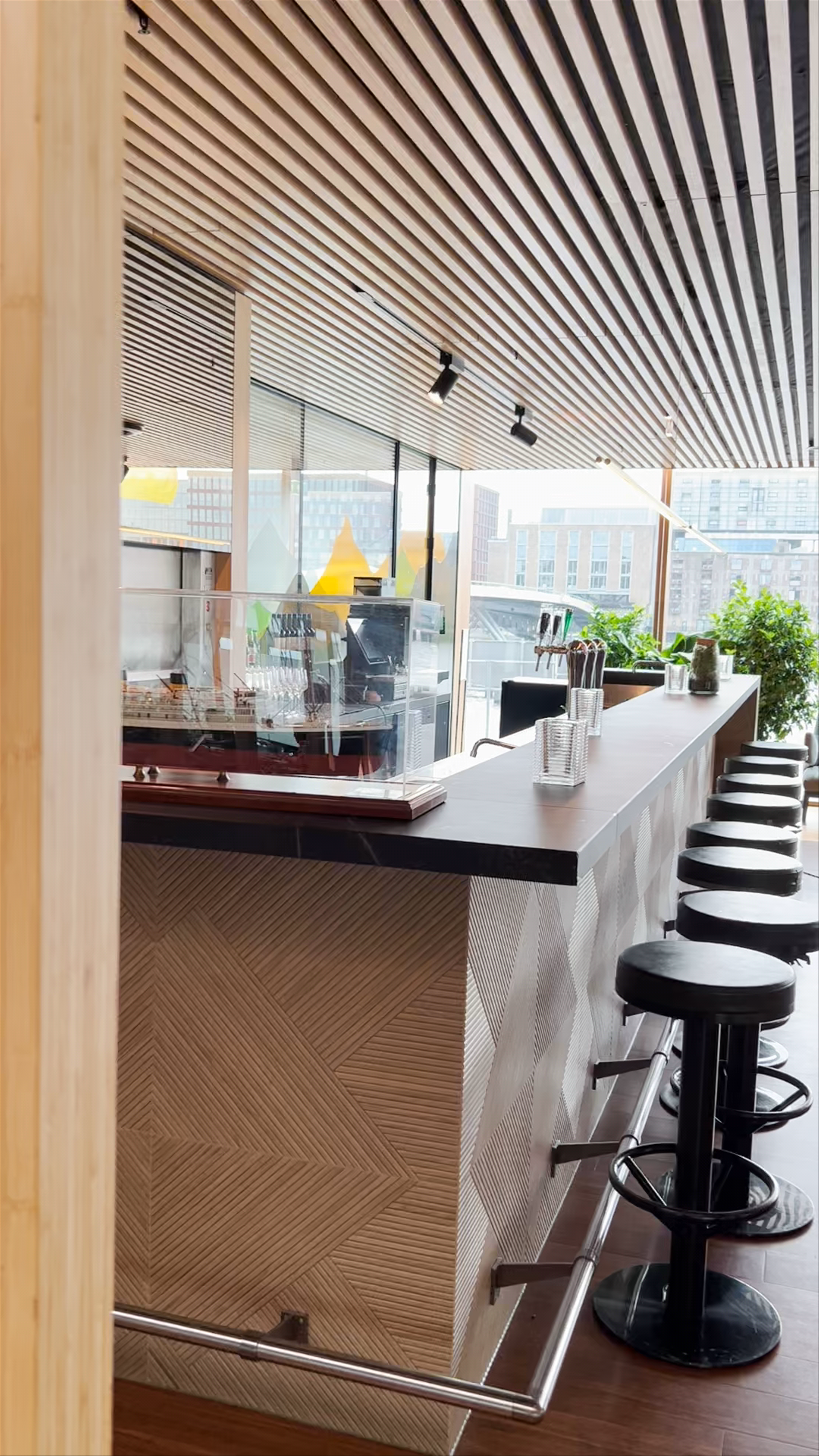 Hotel Jakarta Amsterdam: Modern Urban Oasis by the Water