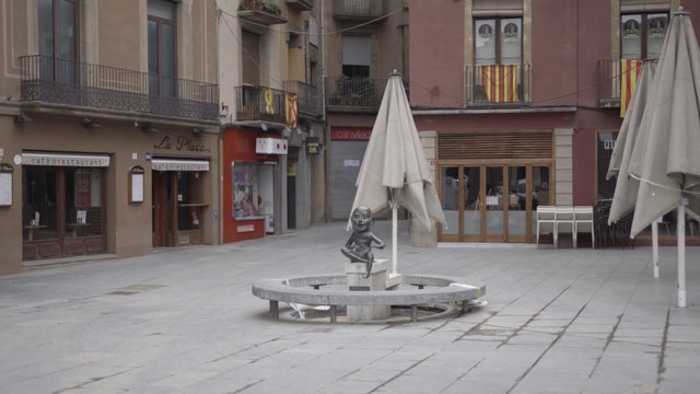 Small Spanish statue 
