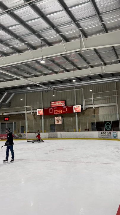 Mohawk 4 Ice Centre - Mohawk 4 Ice Centre - Stadiums & Arenas Near Me - Hamilton, Ontario