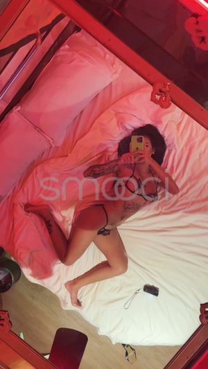 Zinqueen Pattaya Escort Video #26436