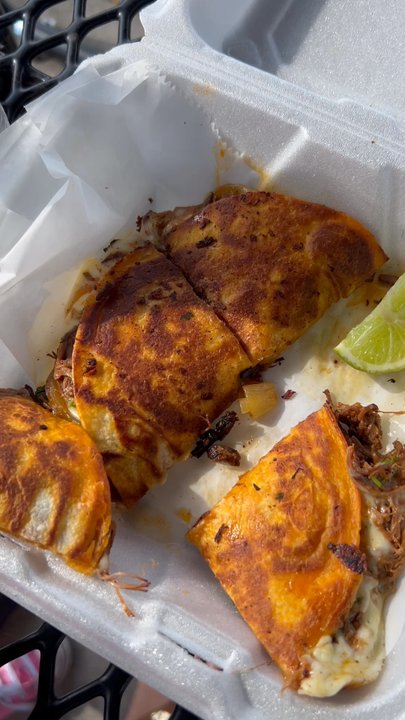 The Lakehouse Kitchen - Food Trucks Near Me - Bartow, Florida