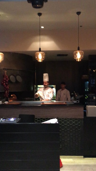 Chilly - Pizza yapmayıda sizden mi öğrenicez - Lounges Near Me - Istanbul, 34