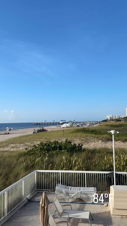 Le Cabanon Motel - This is the view from the shared property balcony/ lounge area - Hotels Near Me - Pompano Beach, Florida