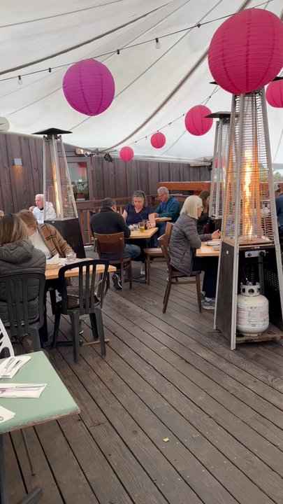 Mendocino Cafe - Adorable patio seating!!! - Cafes Near Me - Mendocino, California