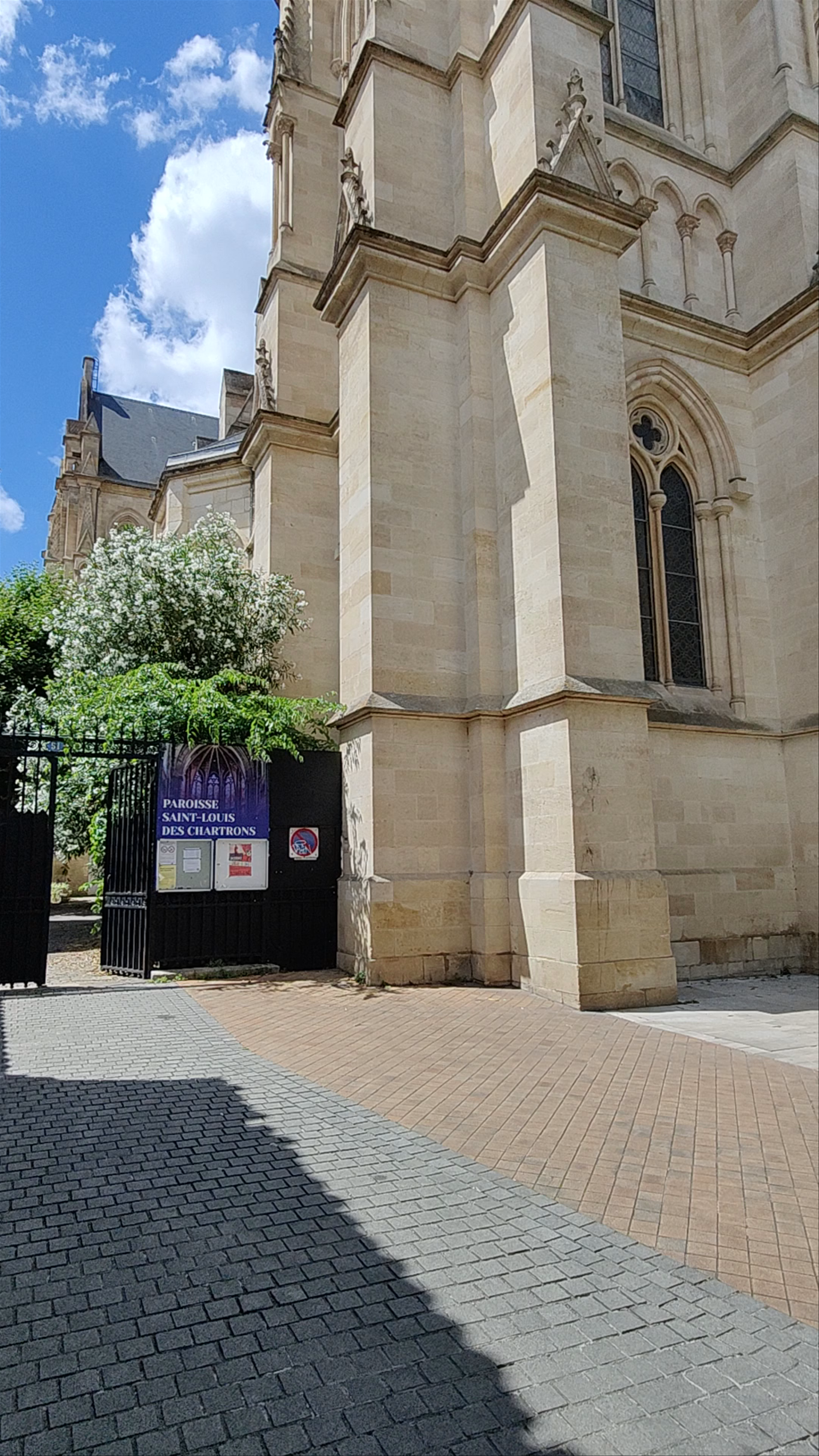 Église Saint-Louis des Chartrons