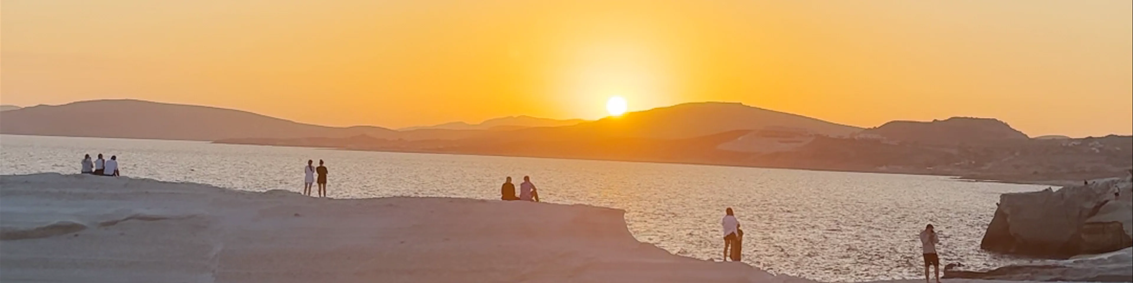 Sarakiniko Beach