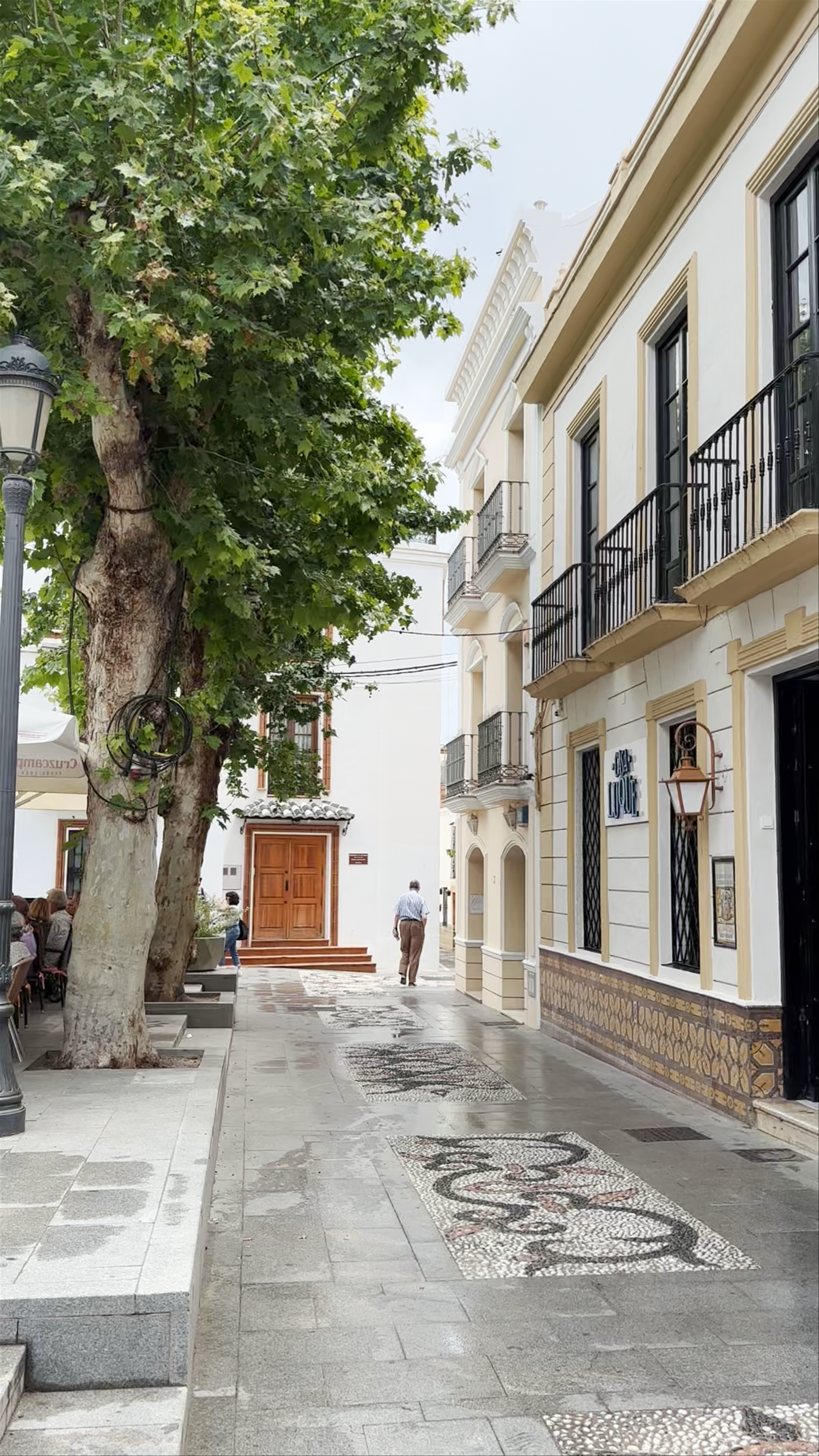Plaza Cavana Nerja: Vibrant Streets and Spanish Charm