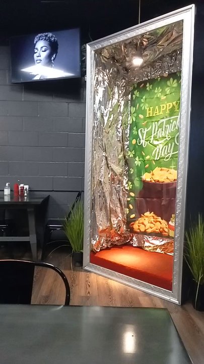 Hotlanta Wings And Things - Ambiance - American Near Me - Riverside, California
