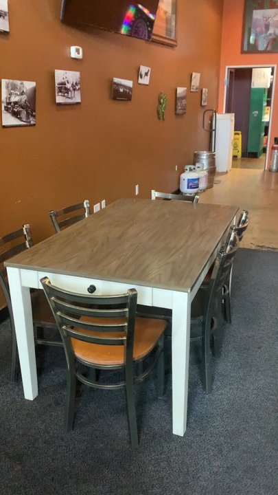 Lucky's Place - Some of the seating they have. - Pubs Near Me - La Grande, Oregon