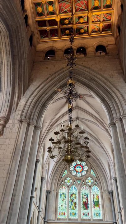 Southwark Cathedral - Churches Near Me - London, XGL