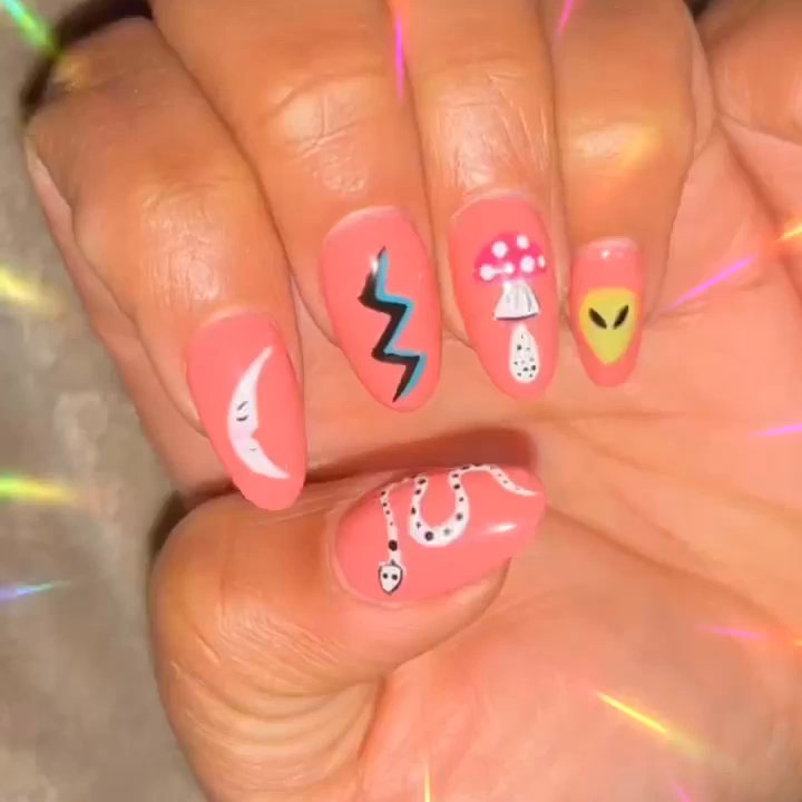 Glow Nails Boutique - Gel-X Round Short and Hand Painted Nail Art. This set was so much fun! Gloria amazes me all the time! - Nail Salons Near Me - Chicago, Illinois