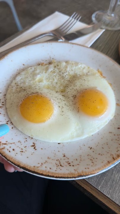 The Aussie Grind - Eggs over easy - Cafes Near Me - Frisco, Texas