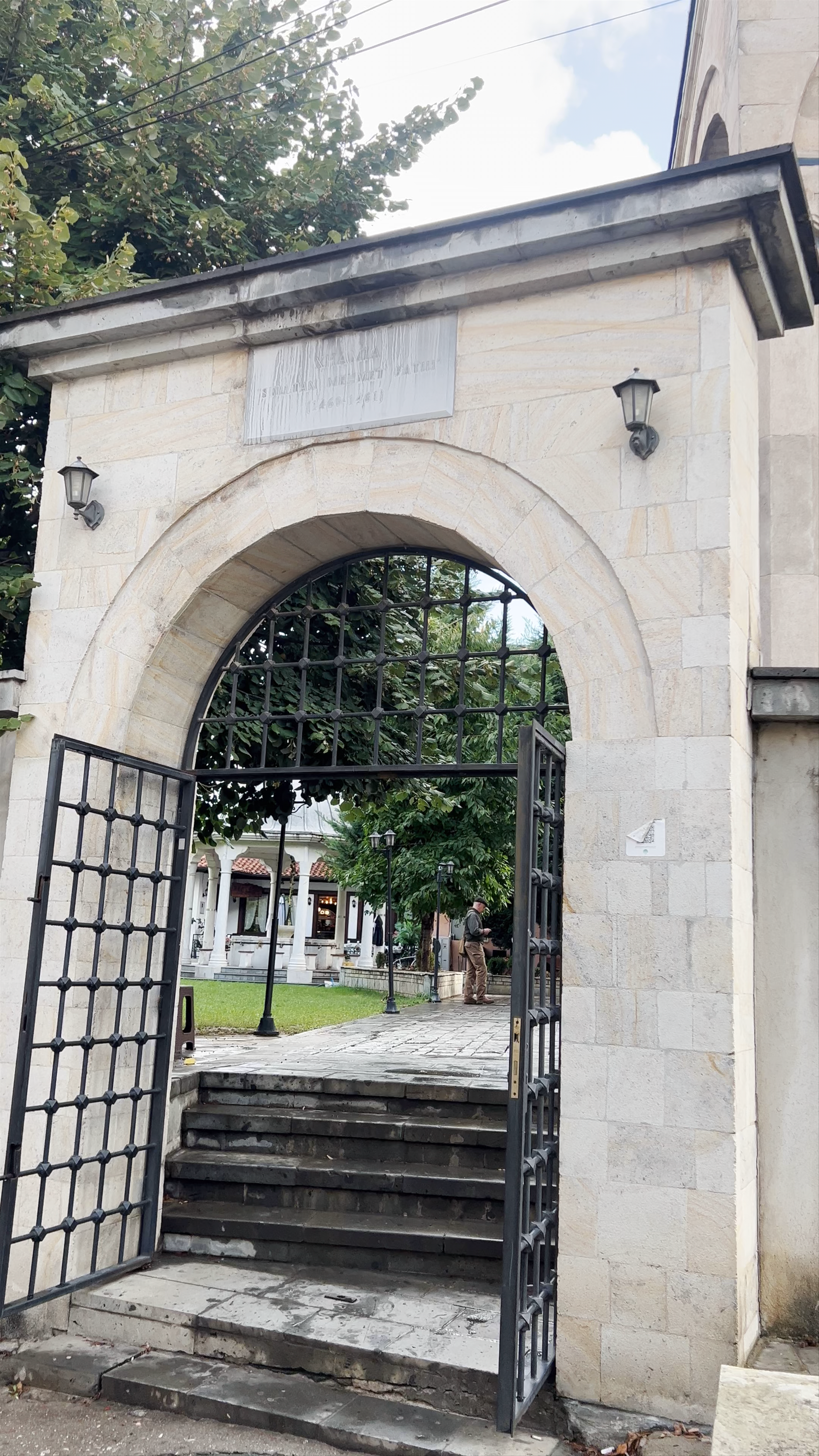 Xhamia e Madhe: Serene Heritage at the Heart of Pristina
