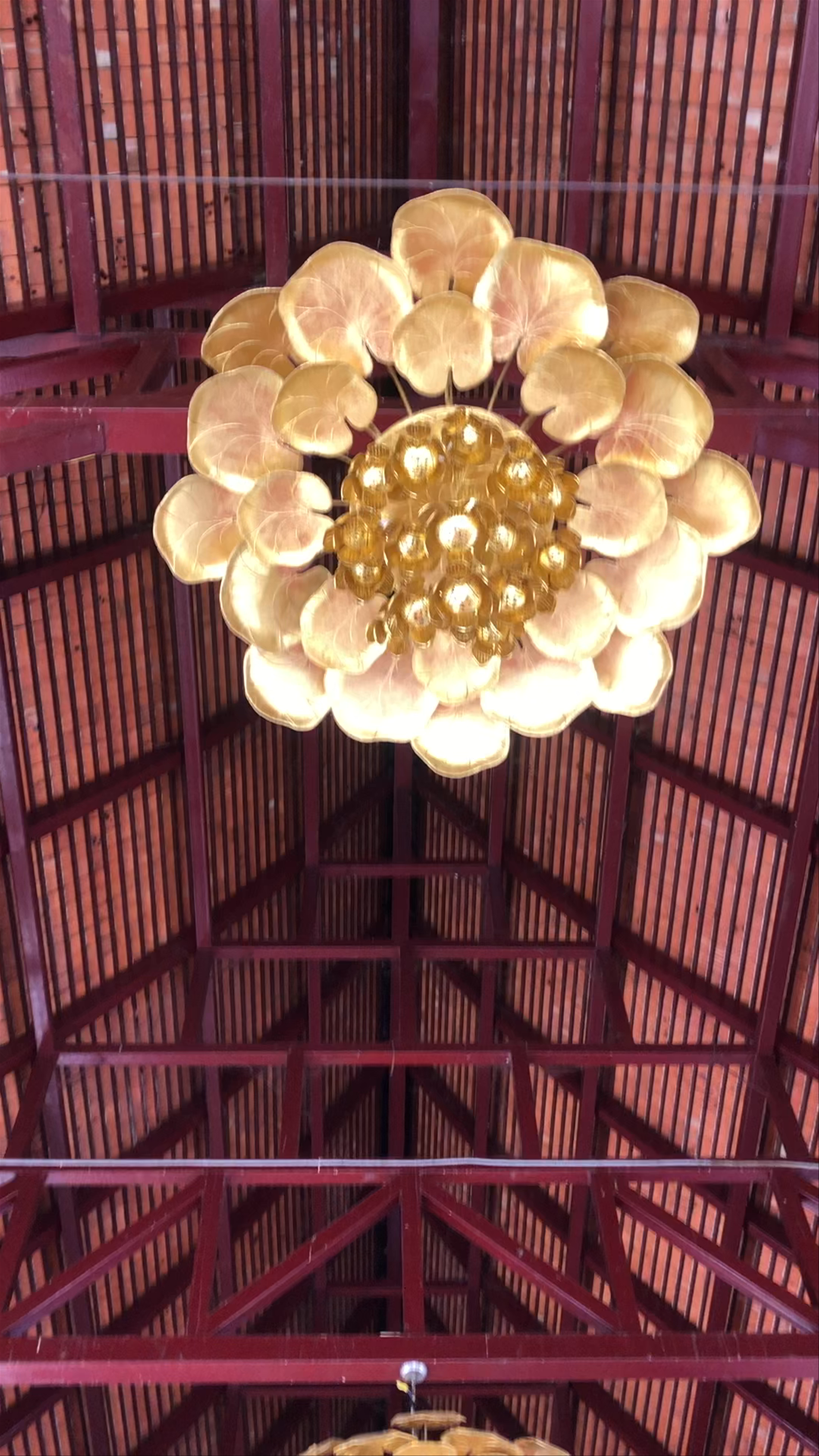 Wat Yang Kuang: Serene Buddhist Sanctuary in Chiang Mai
