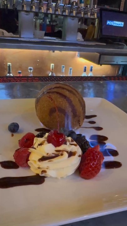 Echo Tap & Grille - Fried Ice Cream - Bars Near Me - Mountainside, New Jersey