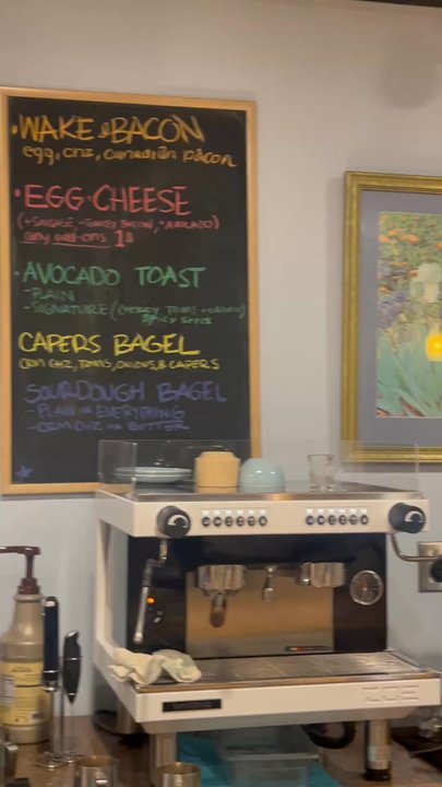 Wake And Bake Cafe - Welcoming and inviting homey atmosphere at Wake & Bake - Coffee & Tea Near Me - Harrisburg, Pennsylvania