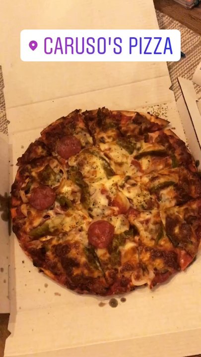 Caruso's Pizza - Pizza Near Me - Des Plaines, Illinois