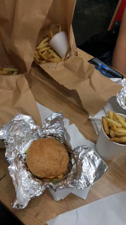 Five Guys - Burgers Near Me - Berlin, BE