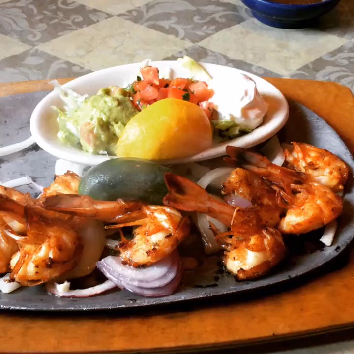 El Paso Cafe - Shrimp fajitas are awesome! Wish you could smell the delicious aroma! - Mexican Near Me - Arlington, Virginia