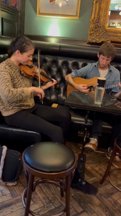 Thistle Street Bar - If you're lucky, you'll catch some live talent - Pubs Near Me - Edinburgh, EDH