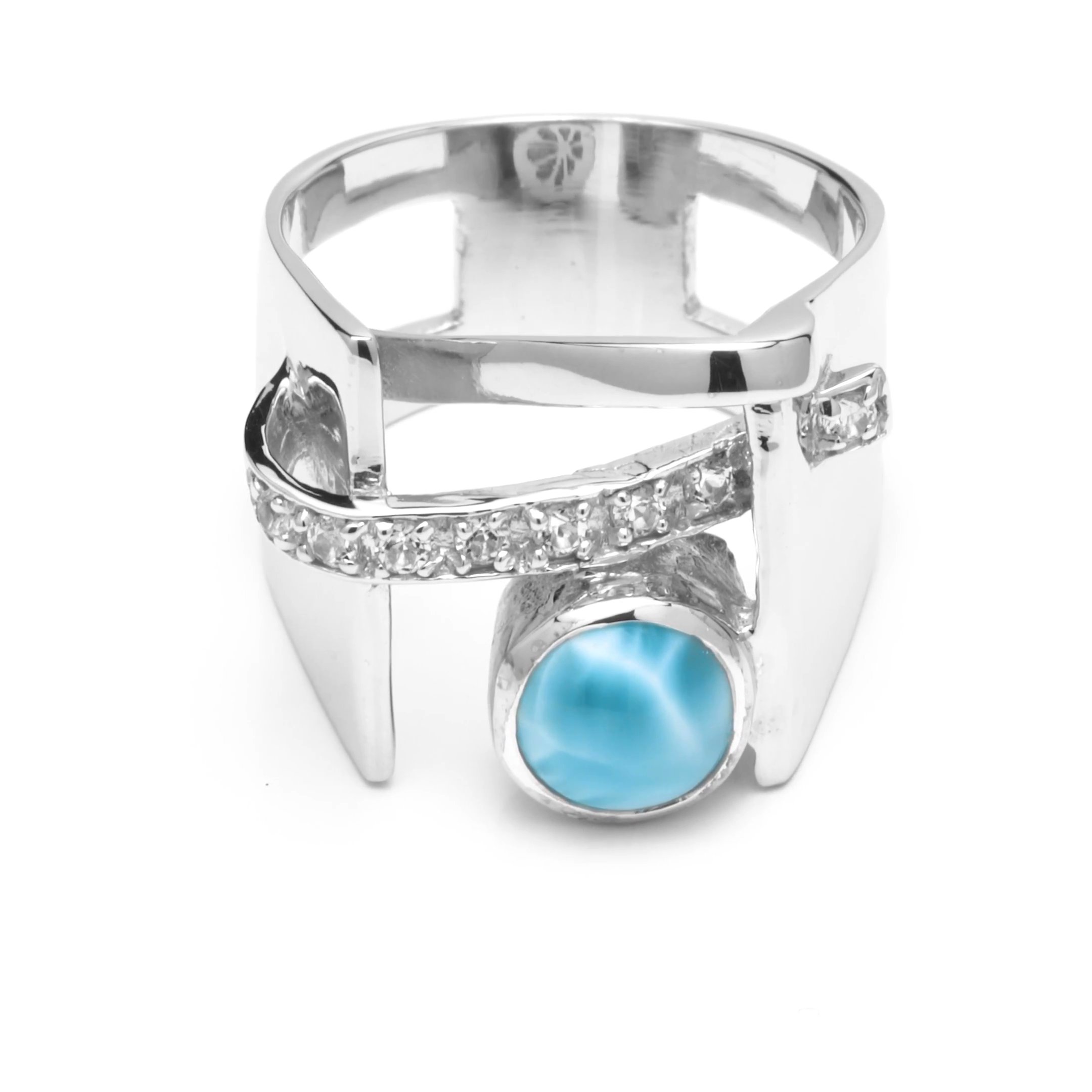 Statement ring in Sterling silver with larimar by