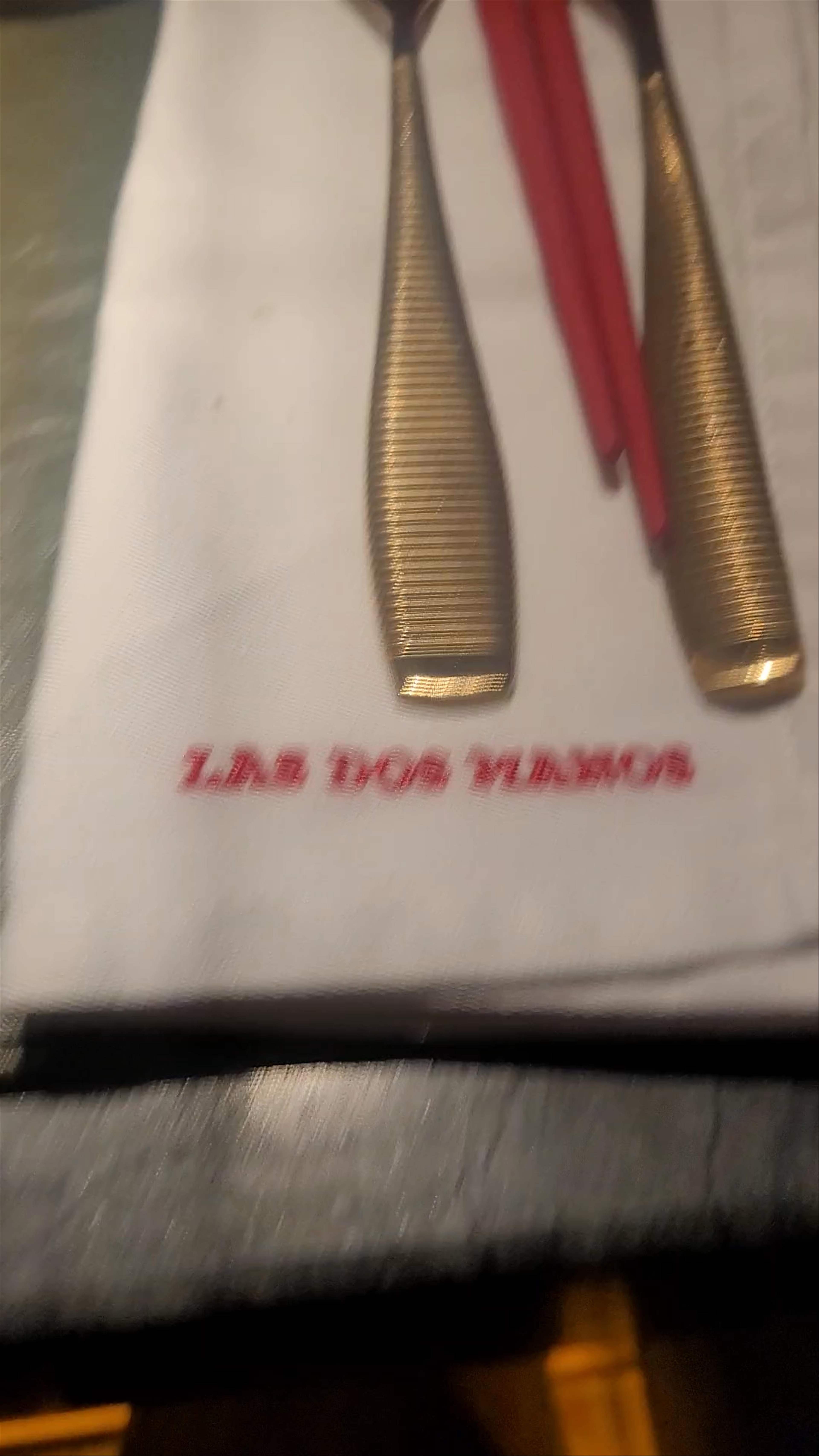 Las Dos Manos