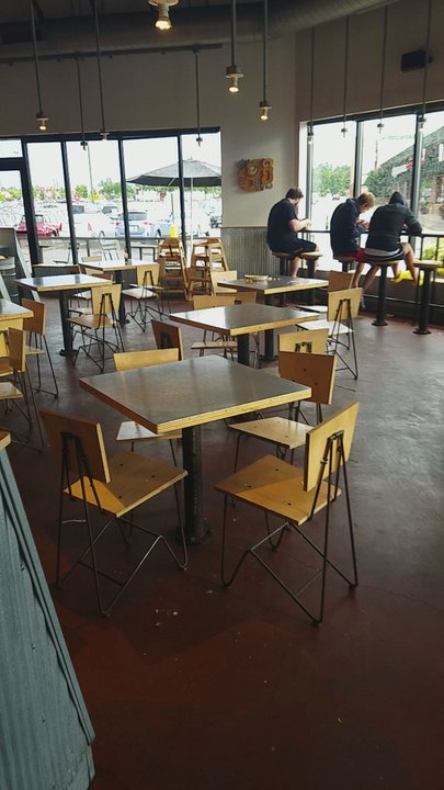 Chipotle Mexican Grill - Super dirty no where to sit - Mexican Near Me - Apple Valley, Minnesota