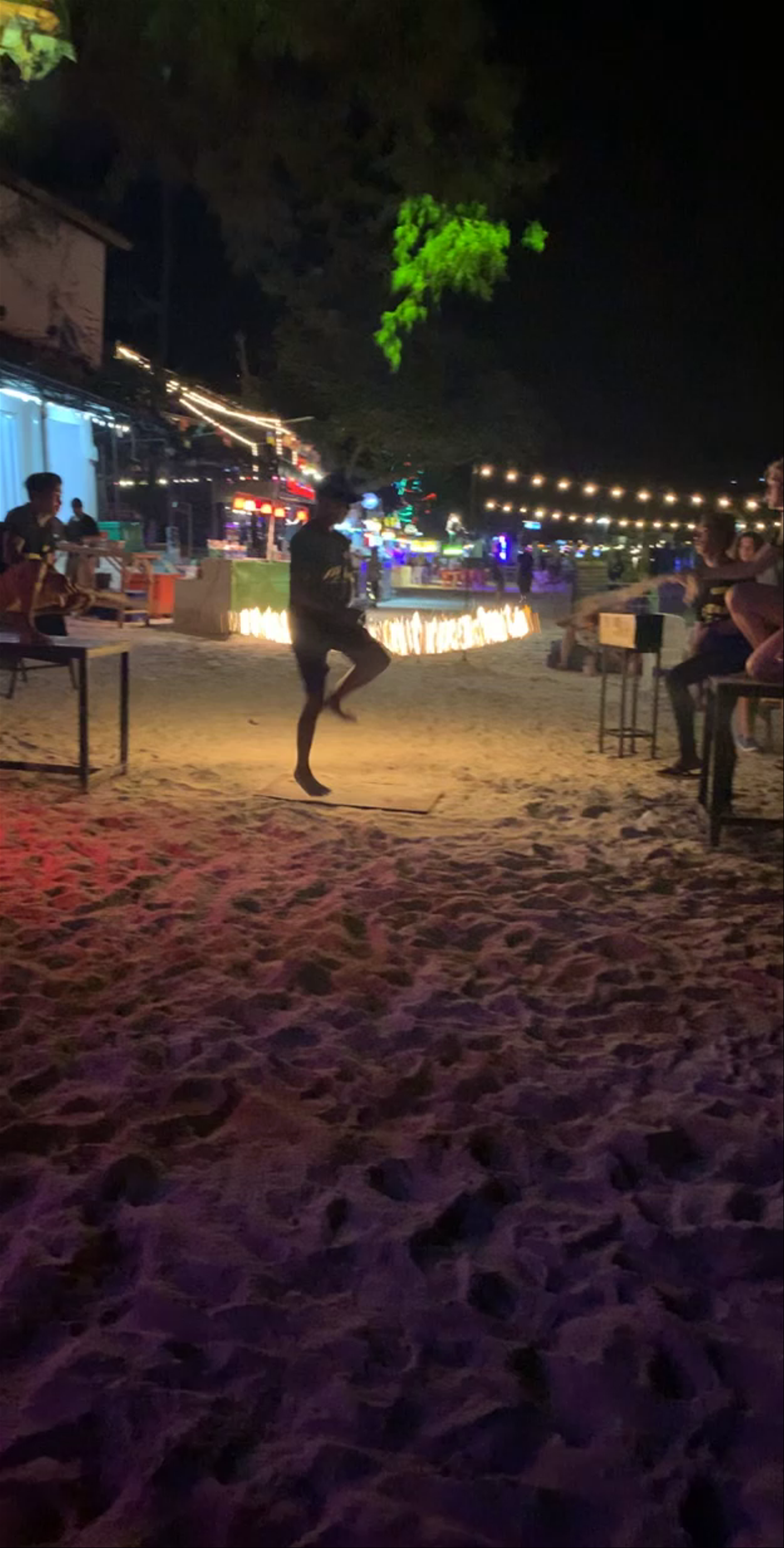 Lively Night Vibes at Drop In Bar, Ko Pha-ngan