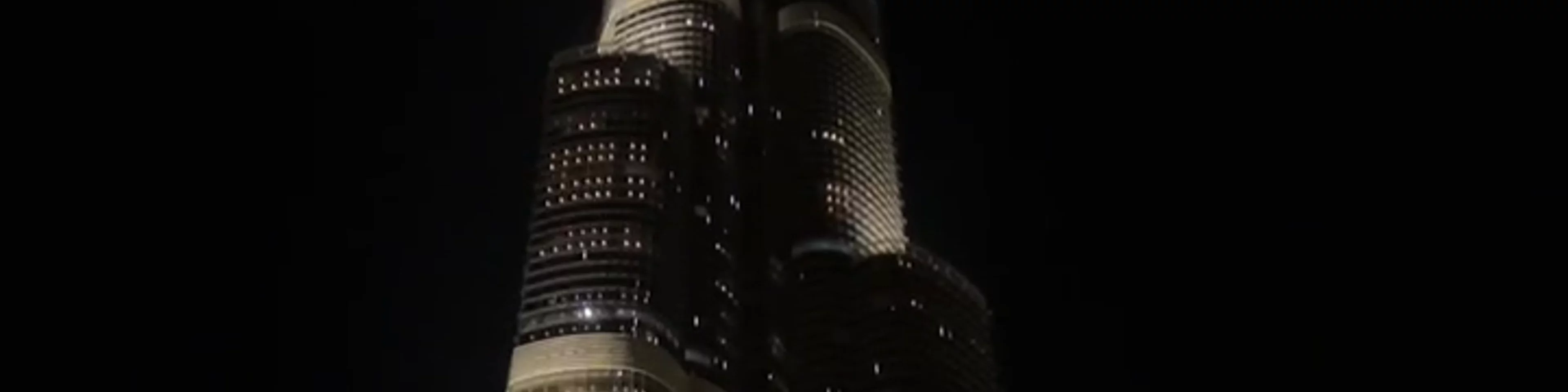 Burj Khalifa View with Designer Interior - Dubai - United Arab Emirates