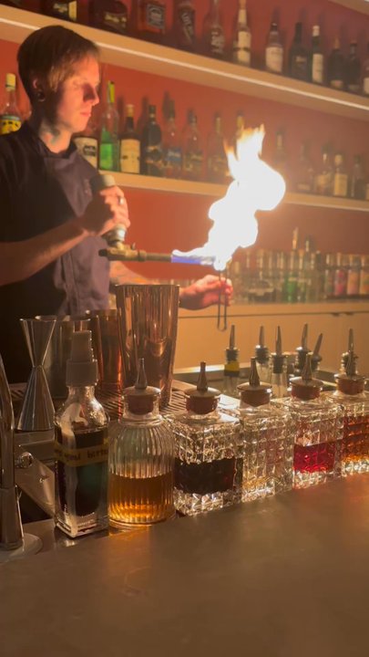 Suite 115 - The creation behind the cocktails - Cocktail Bars Near Me - Toronto, Ontario
