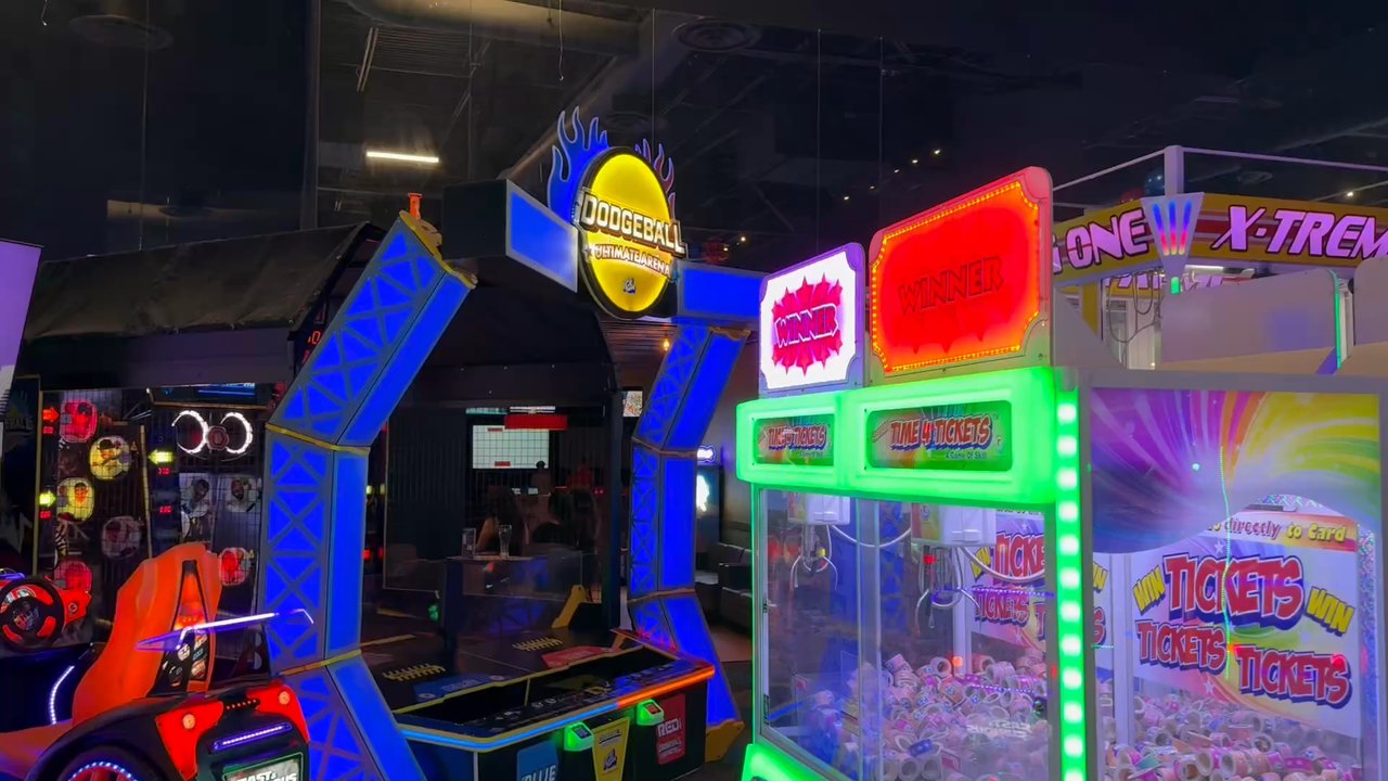 Strike + Reel - Eatertainment Near Me - Garland, Texas