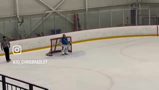 Christopher Bradley Shines in Shootout Win at Pee Wee Quebec Tournament