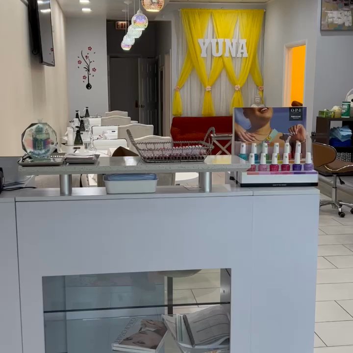 Yuna nails - Nail Salons Near Me - Wilmette, Illinois