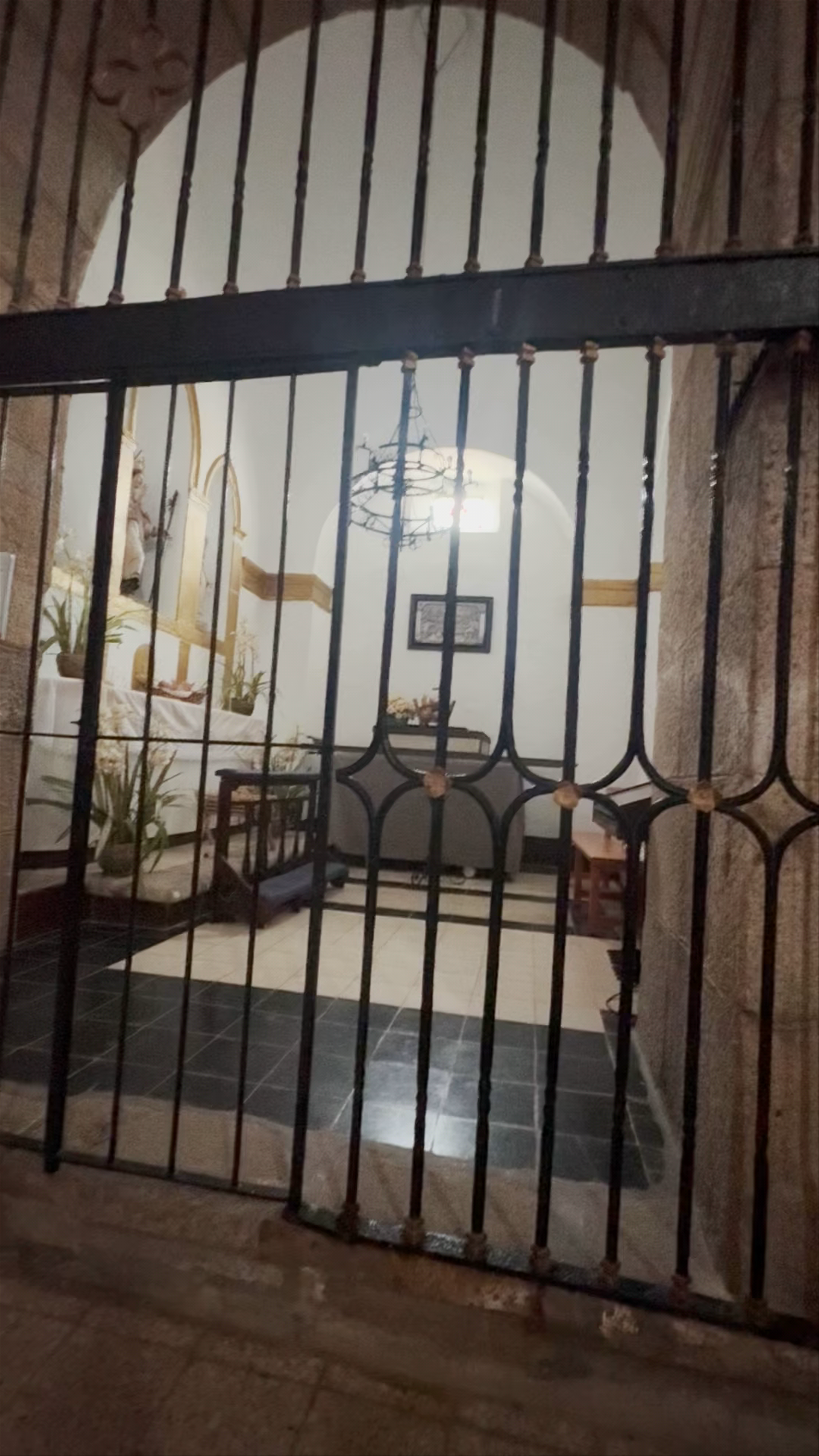 Iglesia de San Andrés: Quiet Reverence in Aljucén, Spain