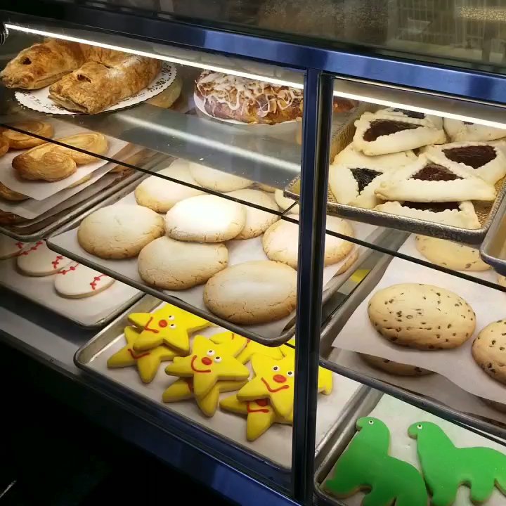 DiMare Pastry Shop - Pastries for days! - Bakeries Near Me - Stamford, Connecticut