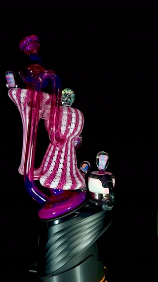 Preview pic of Puffco Recessed Recycler