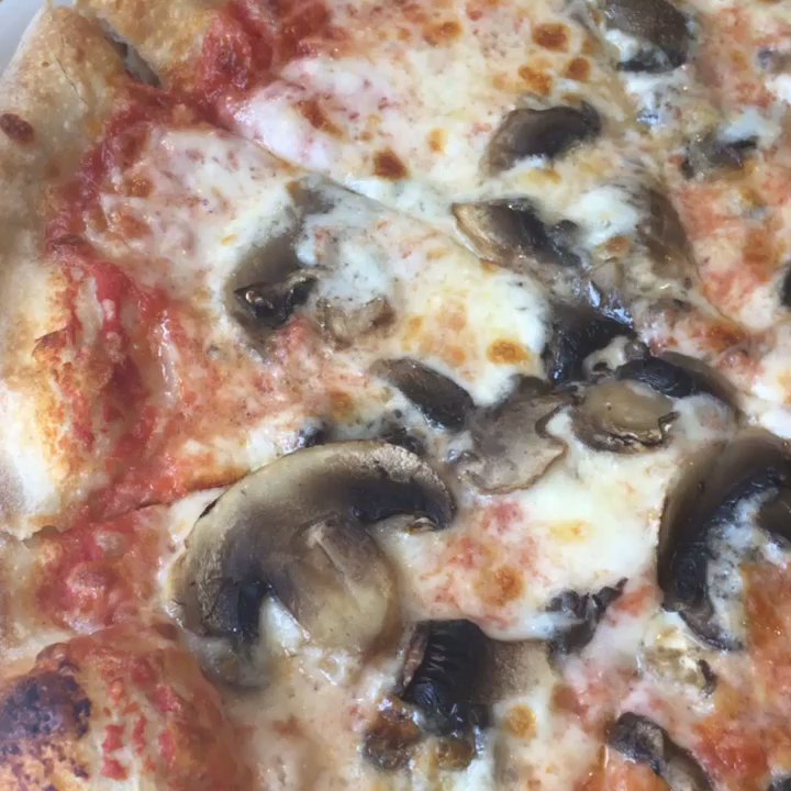 Pizza Lovers Bistro - Pizza heartbeat - Pizza Near Me - Weston, Florida