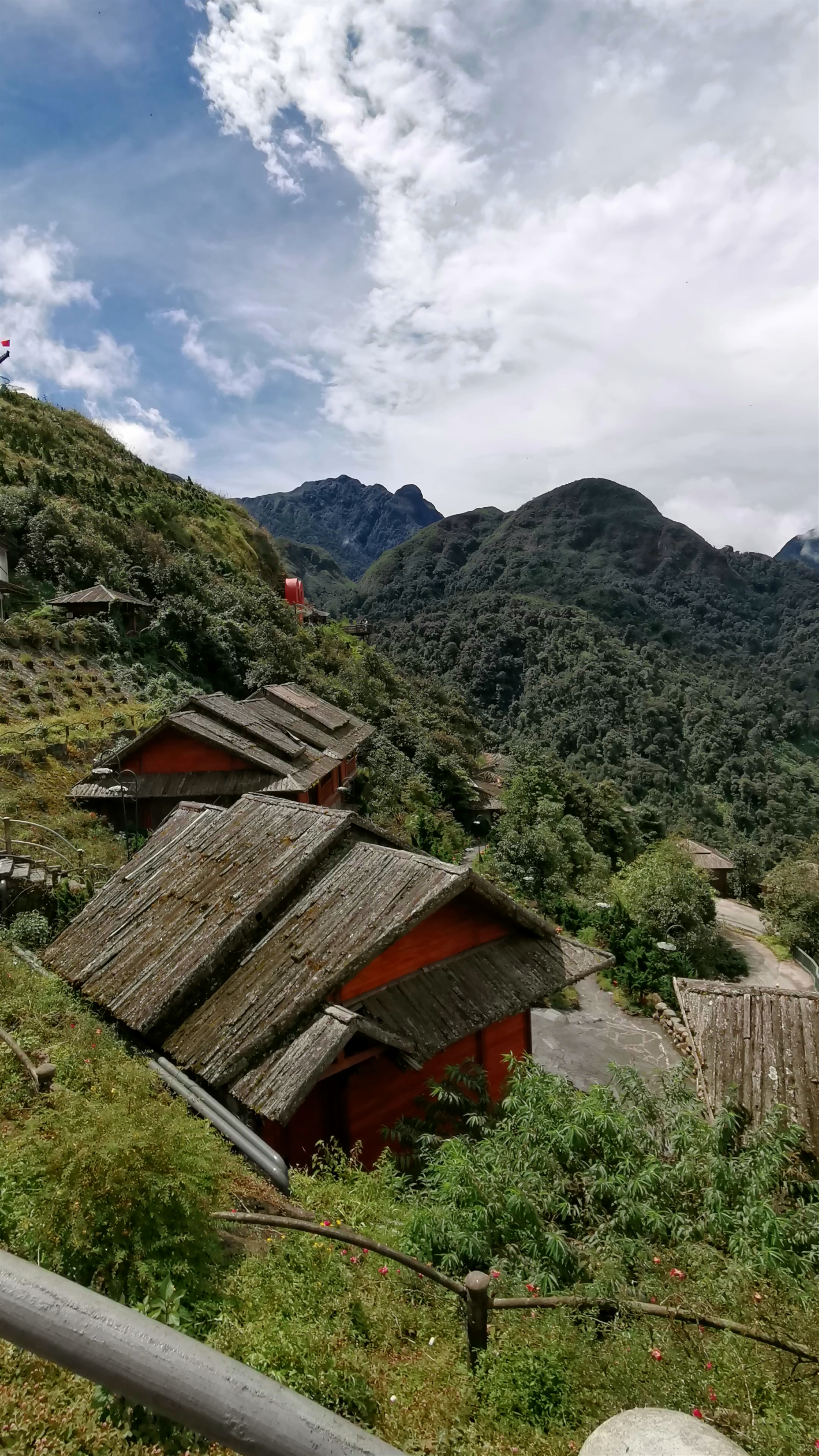Cổng Trời Ô Quý Hồ
